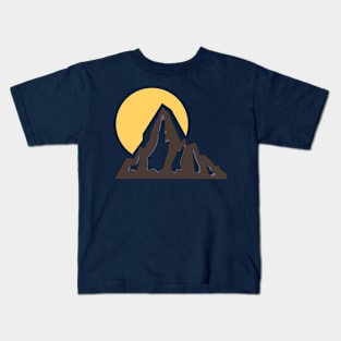 Mountain sunset - retro / vintage Kids T-Shirt